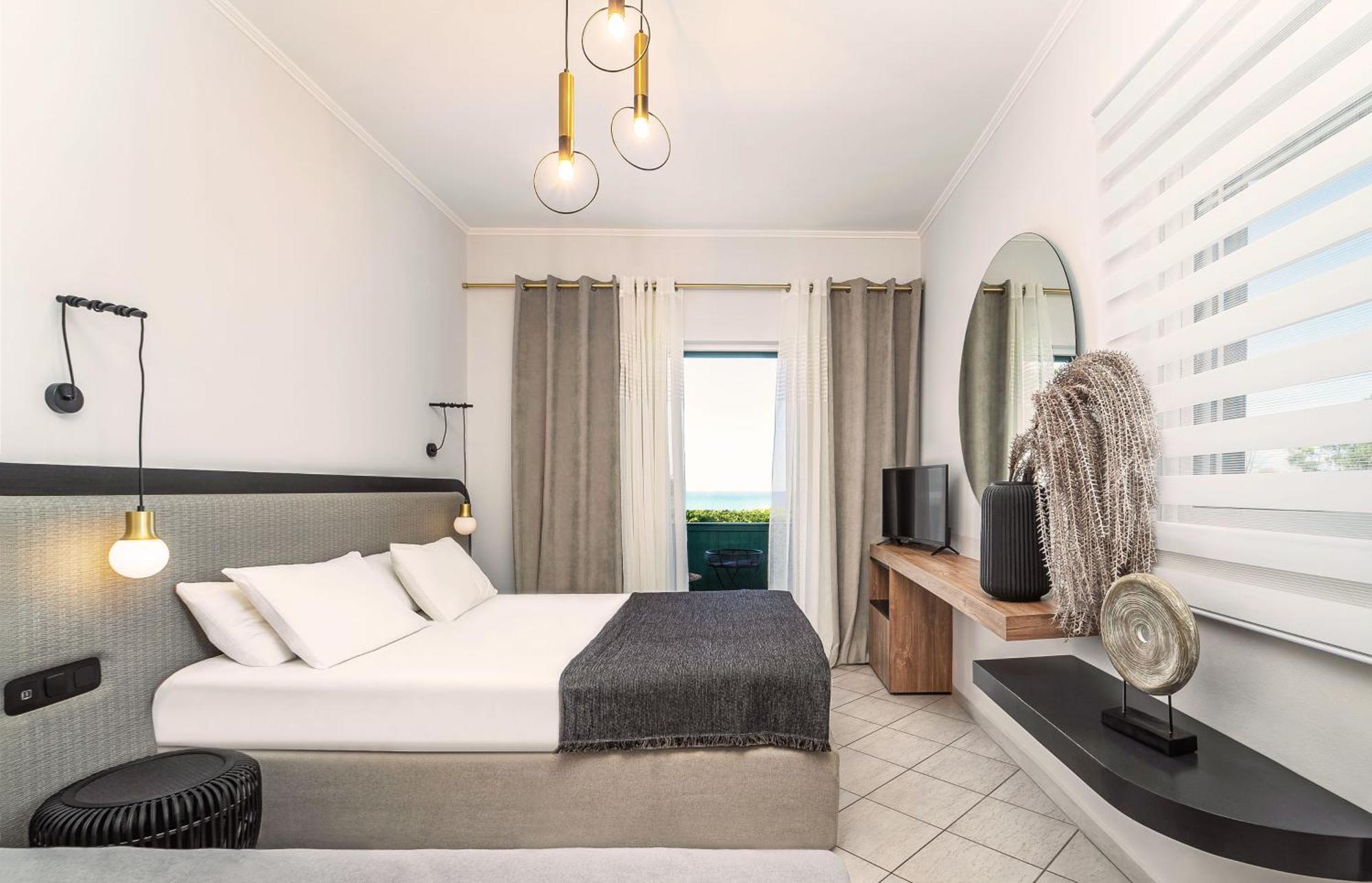 San Giovanni Beach Resort And Suites Агиос-Иоаннис Номер фото